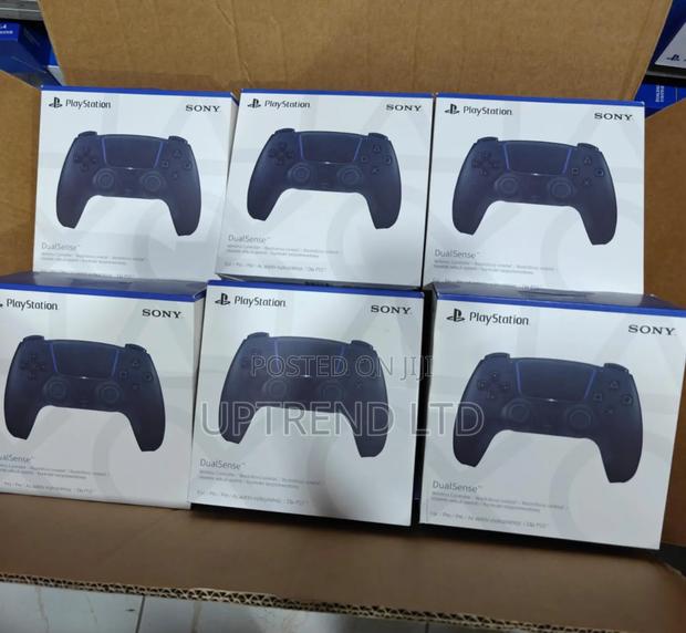 Black Controller Playstation 5 Controller Brand New - main view