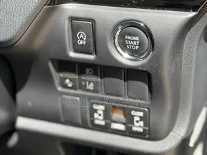 Toyota Voxy 2018 Black