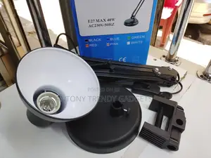 Adjustable Foldable Desk / Study Lamp (Swing Arm, E27)
