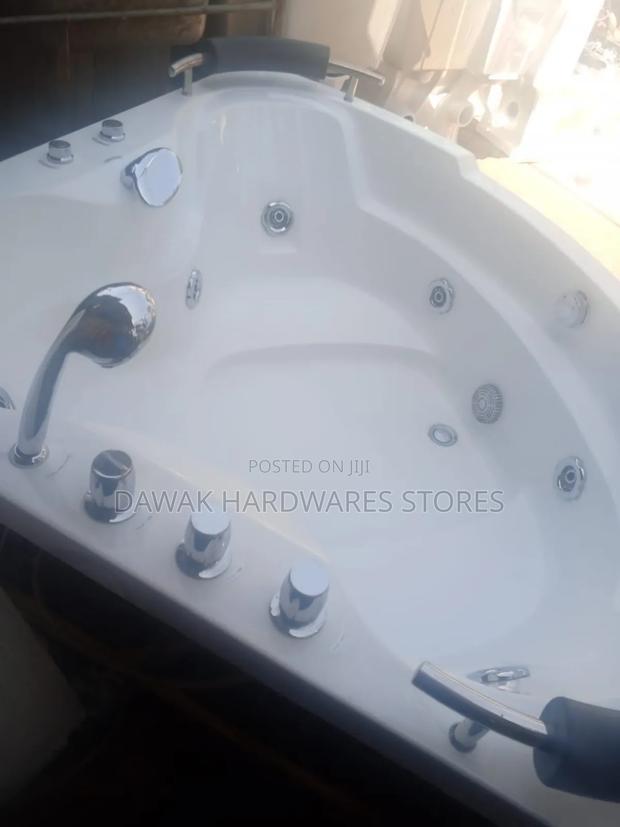 White Fermina Jacuzzi - thumbnail 4