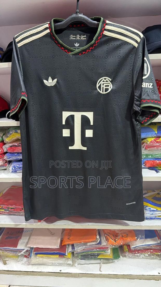 New Bayern Munich 3rd Jersey 25/26 Fans Kit - thumbnail 2