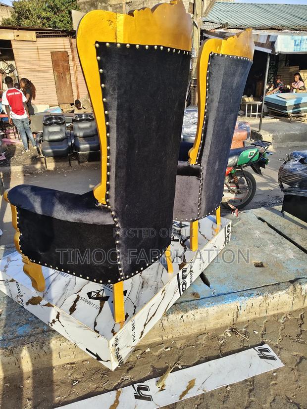 Queen Seats With Platform - thumbnail 3