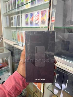 New Samsung Galaxy S24 256 GB Gray