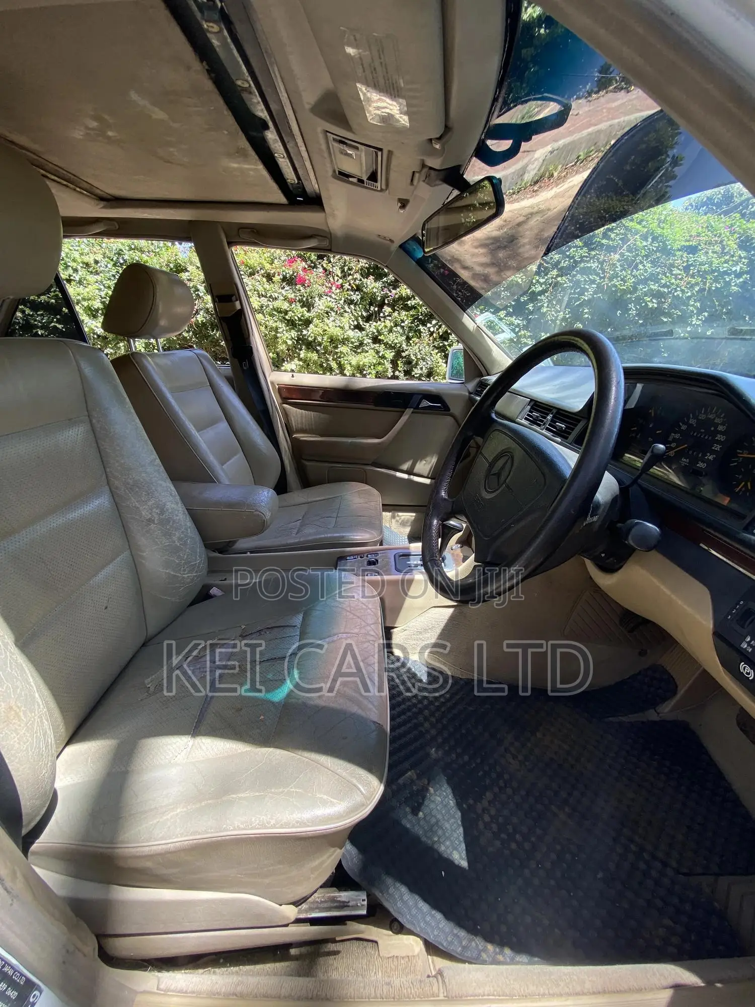 Mercedes-Benz W124 1989 White