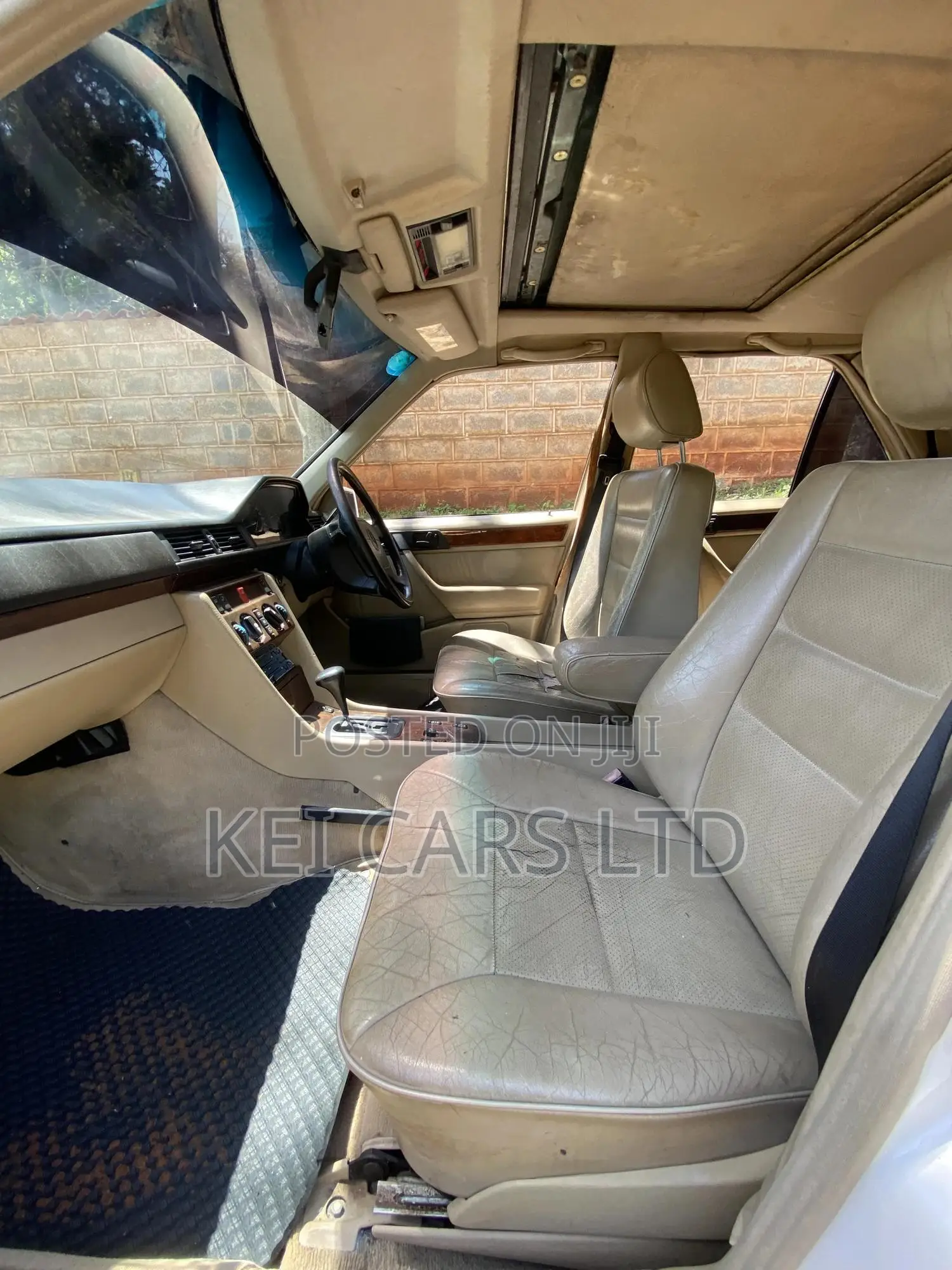 Mercedes-Benz W124 1989 White