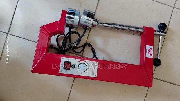 Professional Automatic Tyre Vulcanizing Machine Good Quality. - main view