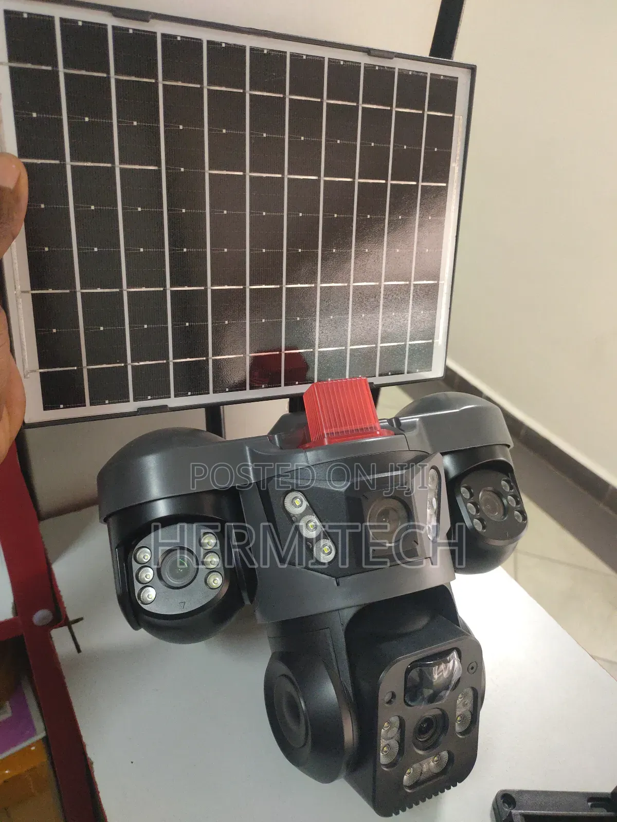 Triple Lens 4g Alarm Siren Solar Powered Surveillance Cameras