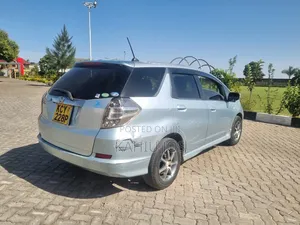 Honda Shuttle 2015 Gray