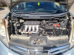 Honda Shuttle 2015 Gray