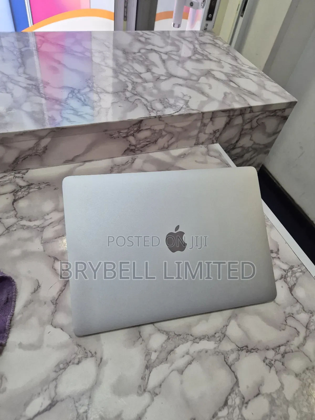 Laptop Apple MacBook Pro 2017 8GB Intel Core I5 SSD 256GB