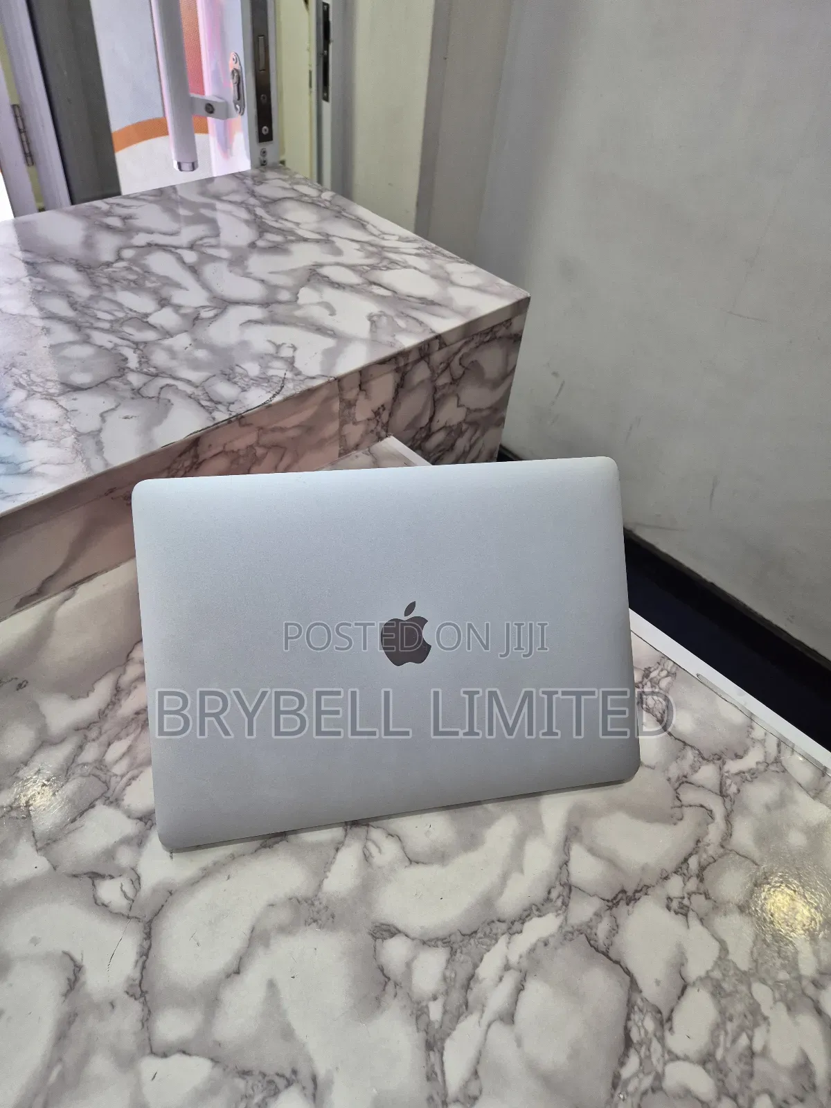 Laptop Apple MacBook Pro 2017 8GB Intel Core I5 SSD 256GB