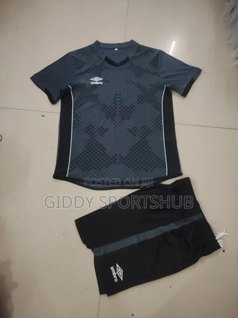 Football Kits Black Grey Under Armour