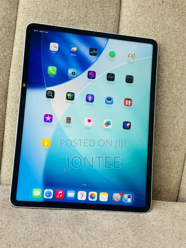 Apple iPad Pro 12.9 (2022) 128 GB Gray