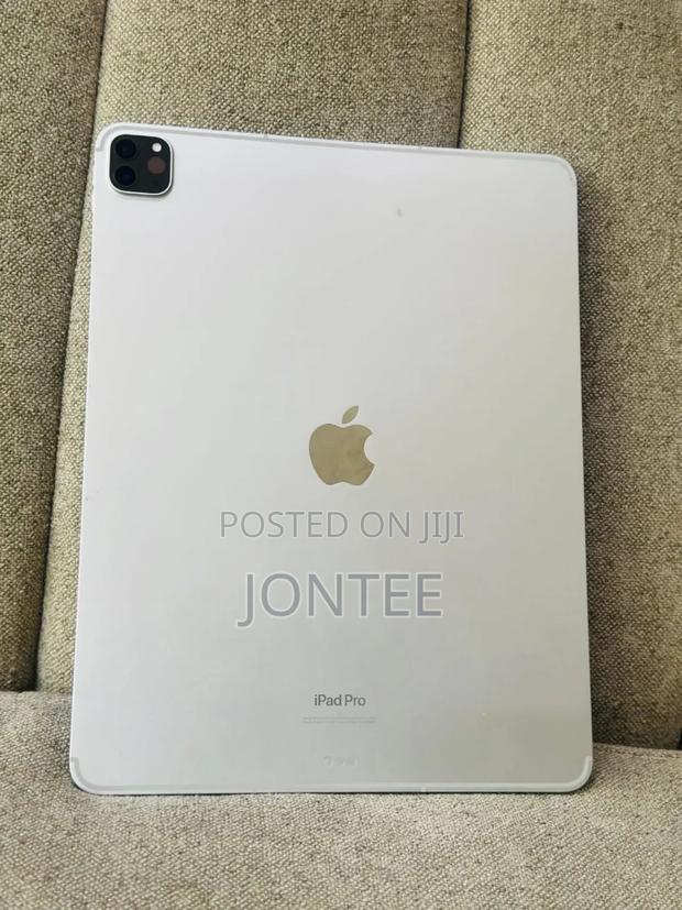 Apple iPad Pro 12.9 (2022) 128 GB Gray - thumbnail 2