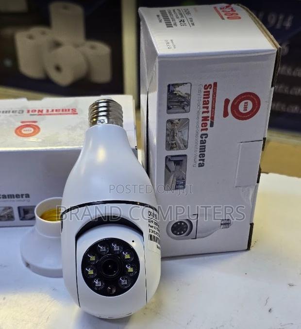 Single Lens Wifi Bulb PTZ Camera CCTV