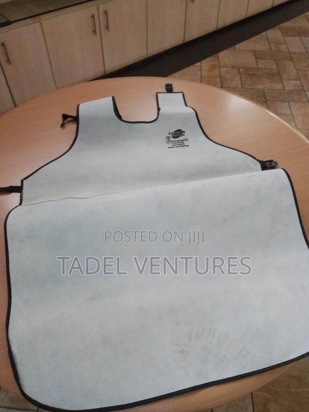 Leather Apron - thumbnail 3