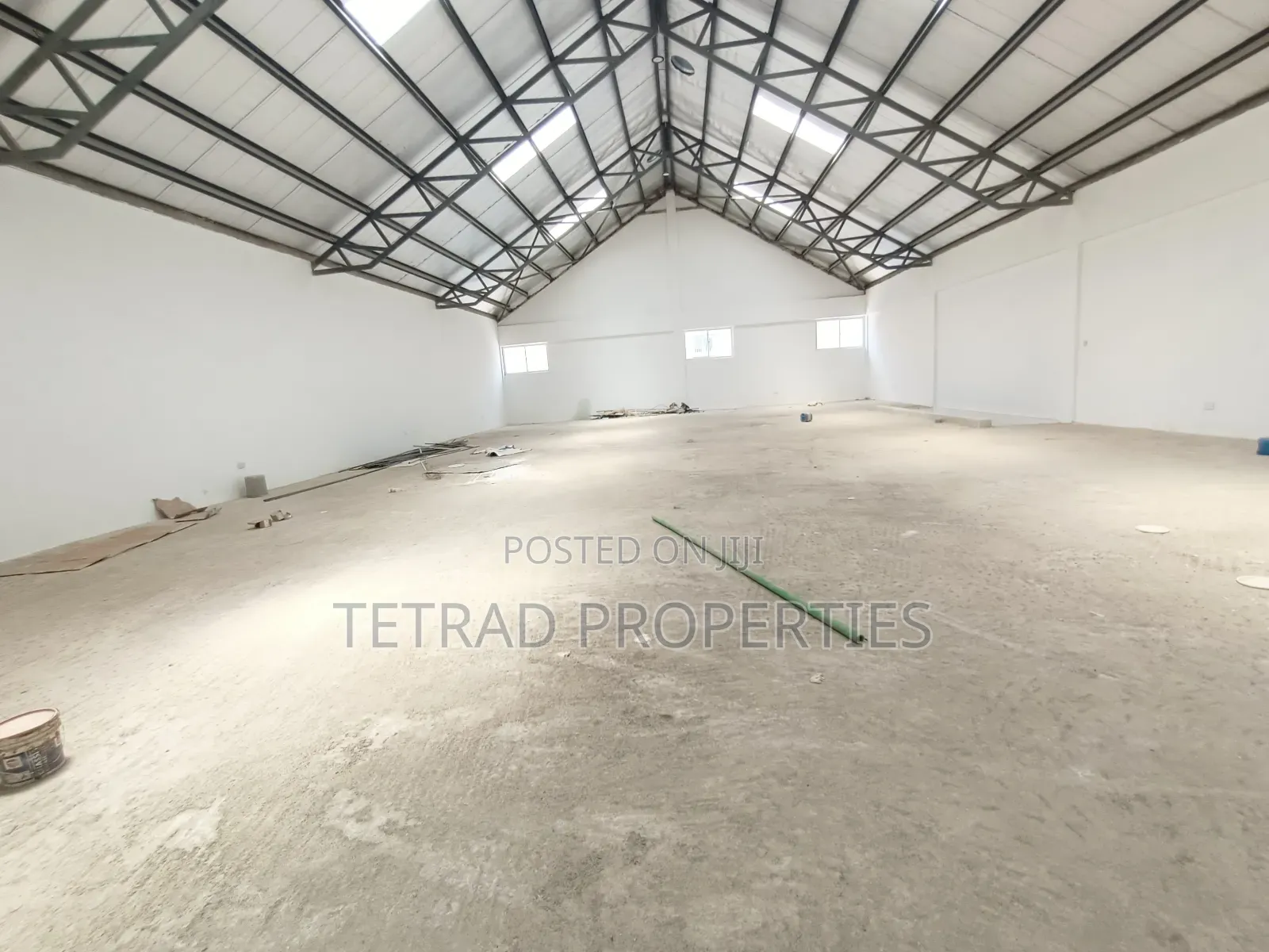 8000 SQFT Godown With in Ruiru Kamakis Area ( All Inclusive)