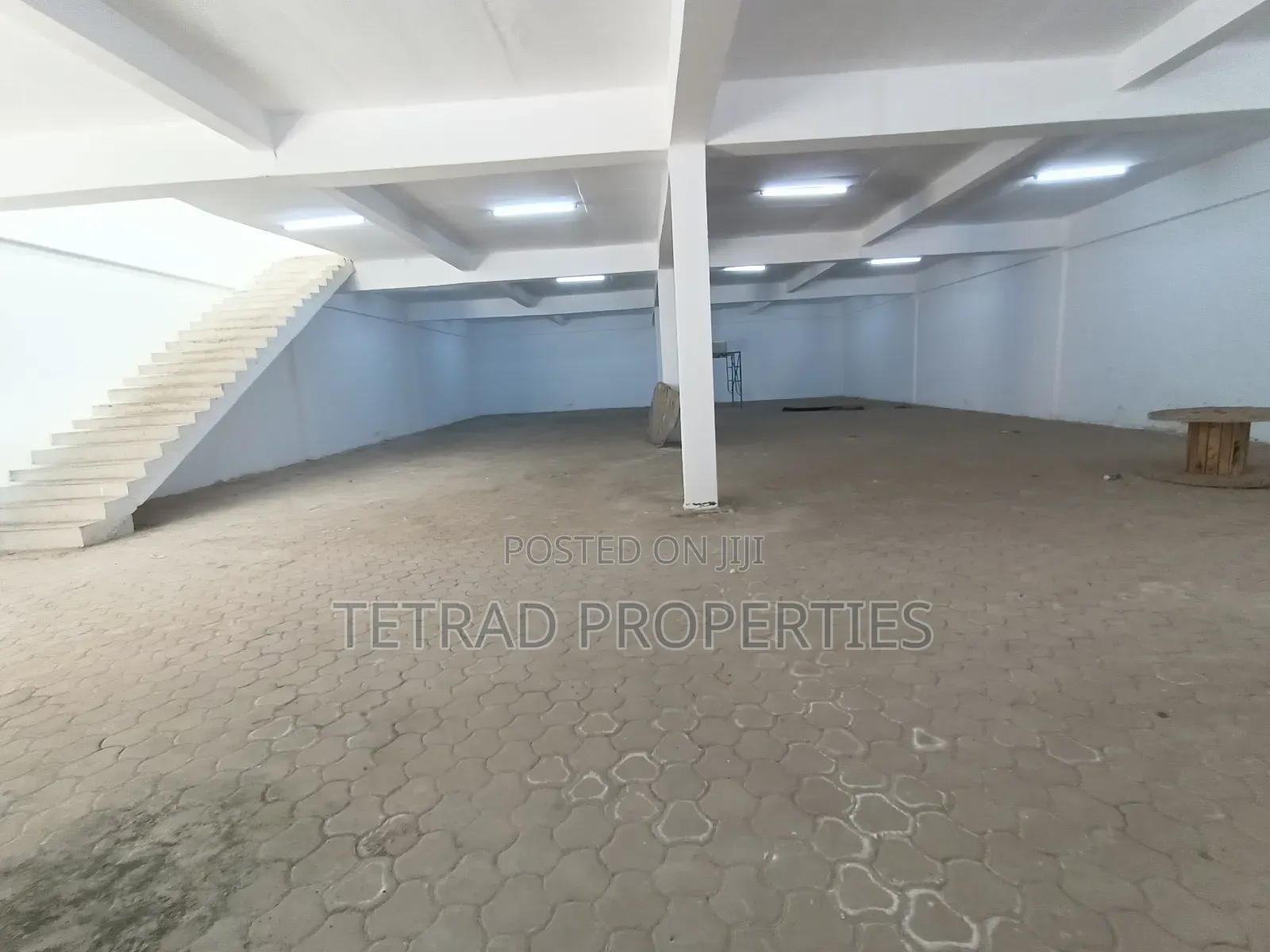 8000 SQFT Godown With in Ruiru Kamakis Area ( All Inclusive)