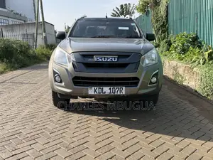 Isuzu D-MAX 2023 Beige