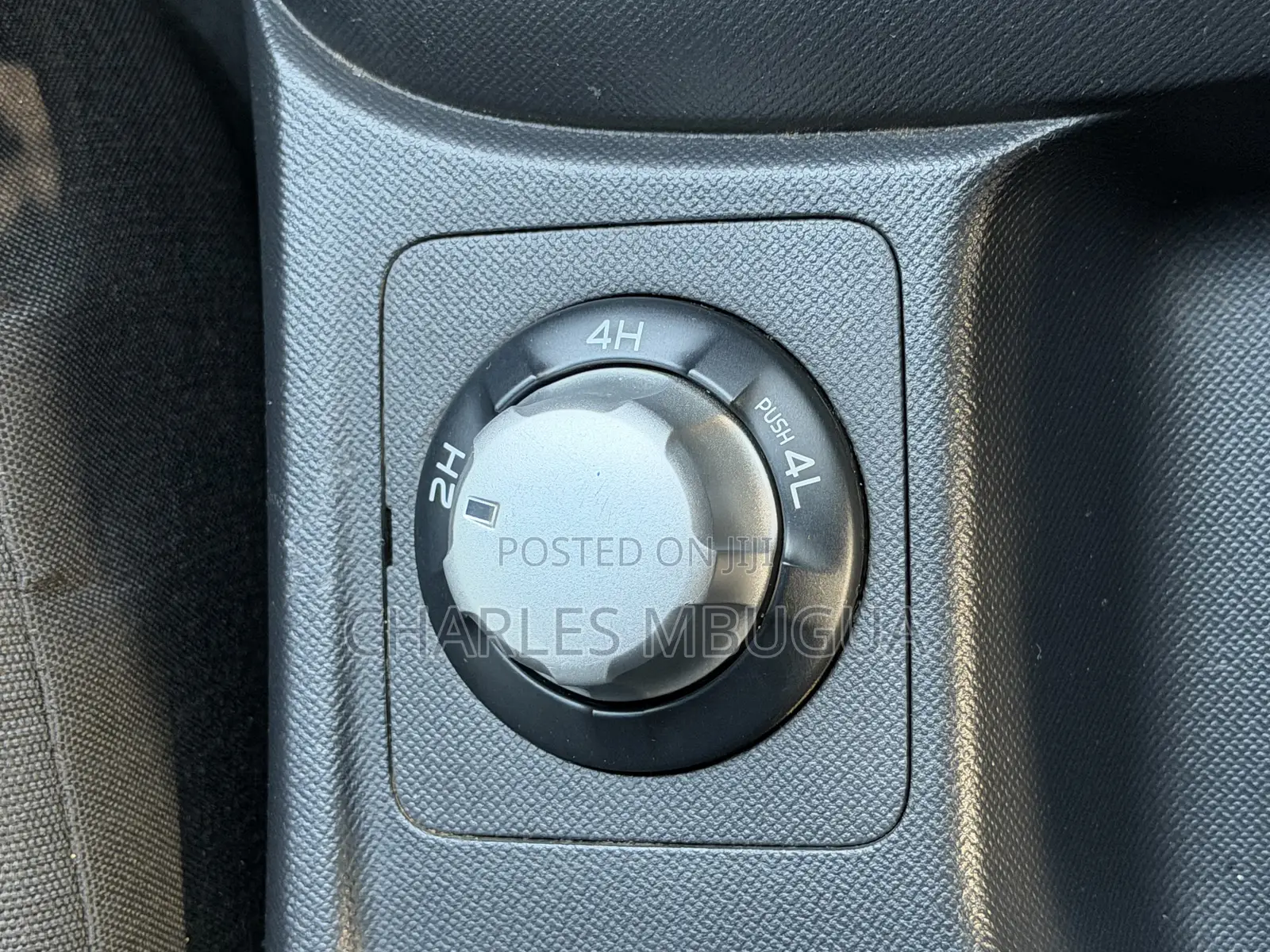 Isuzu D-MAX 2023 Beige