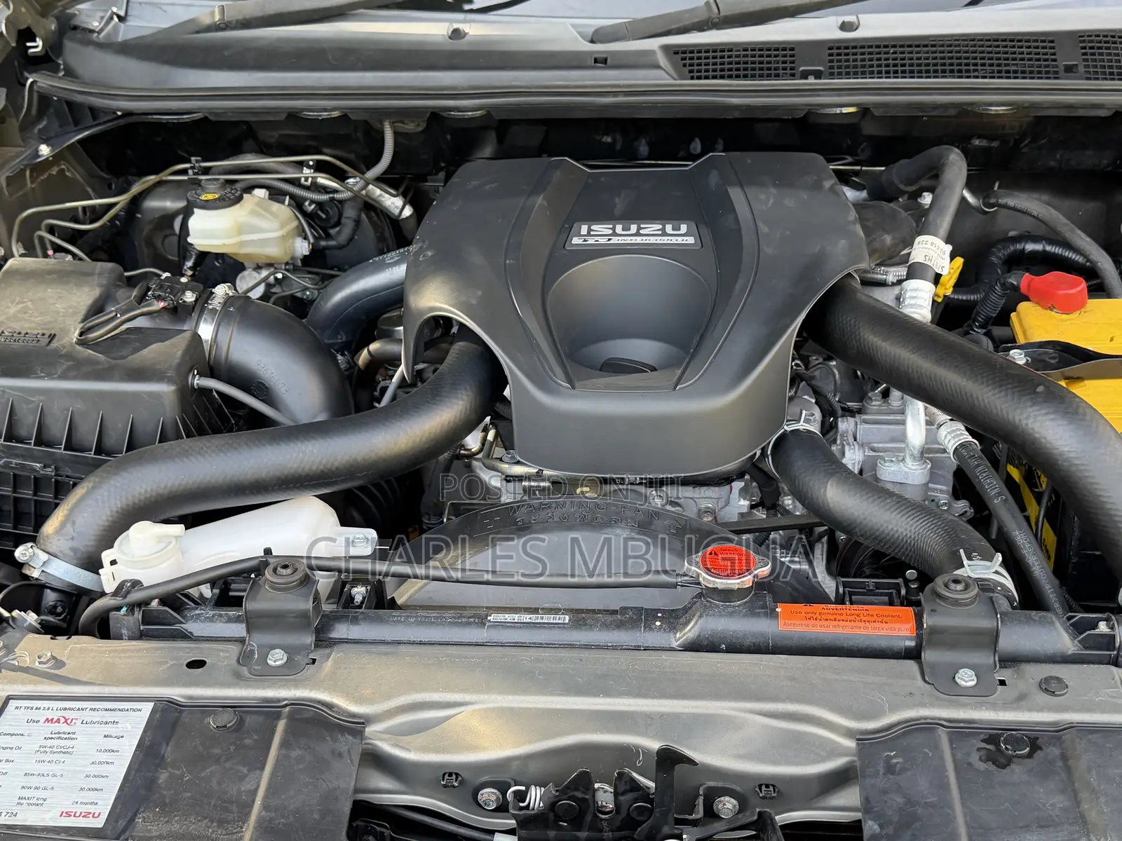 Isuzu D-MAX 2023 Beige