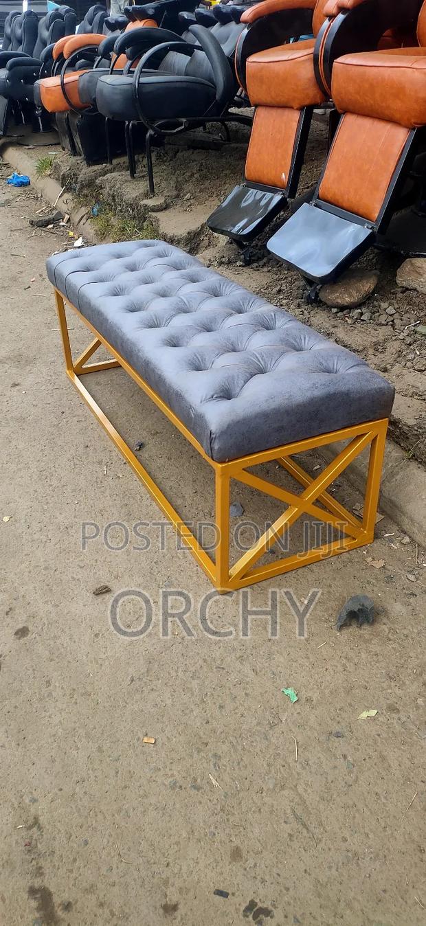 Waiting Bench - main view