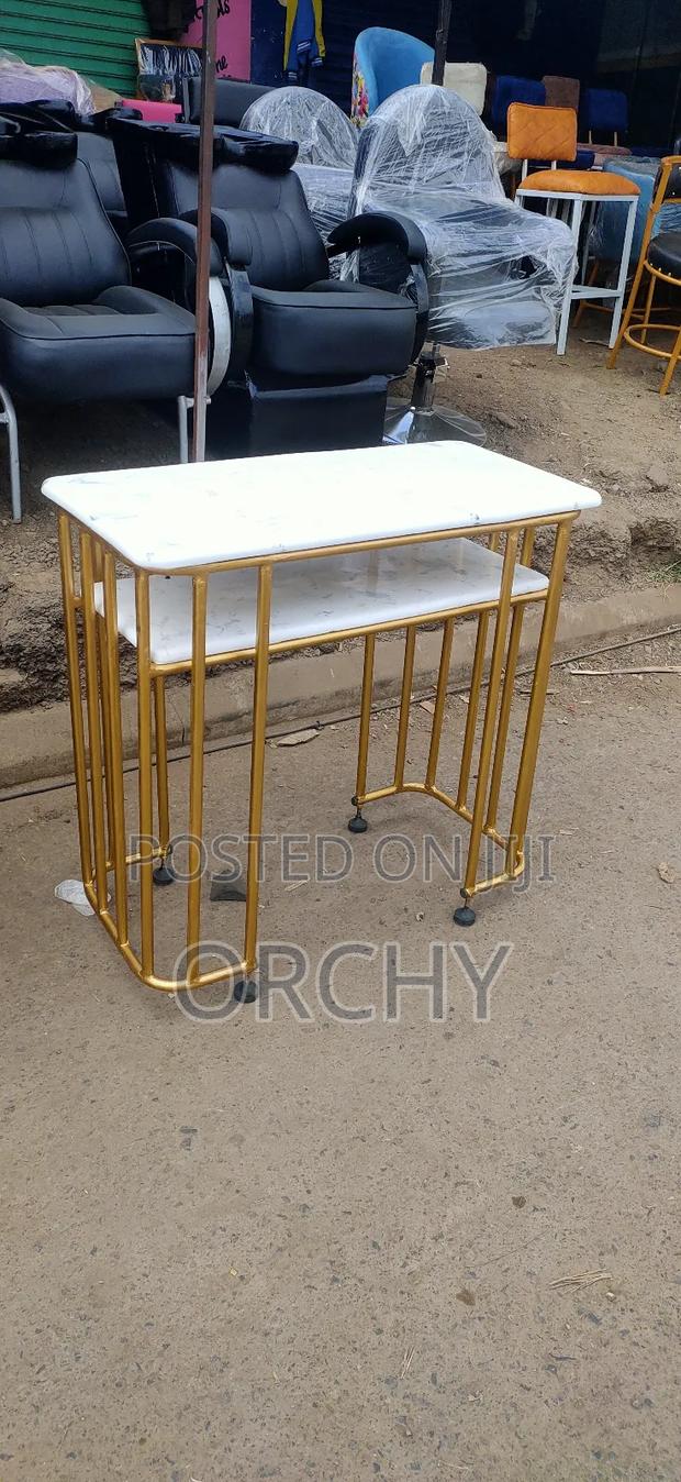 Nail Table/ Manicure Table - main view