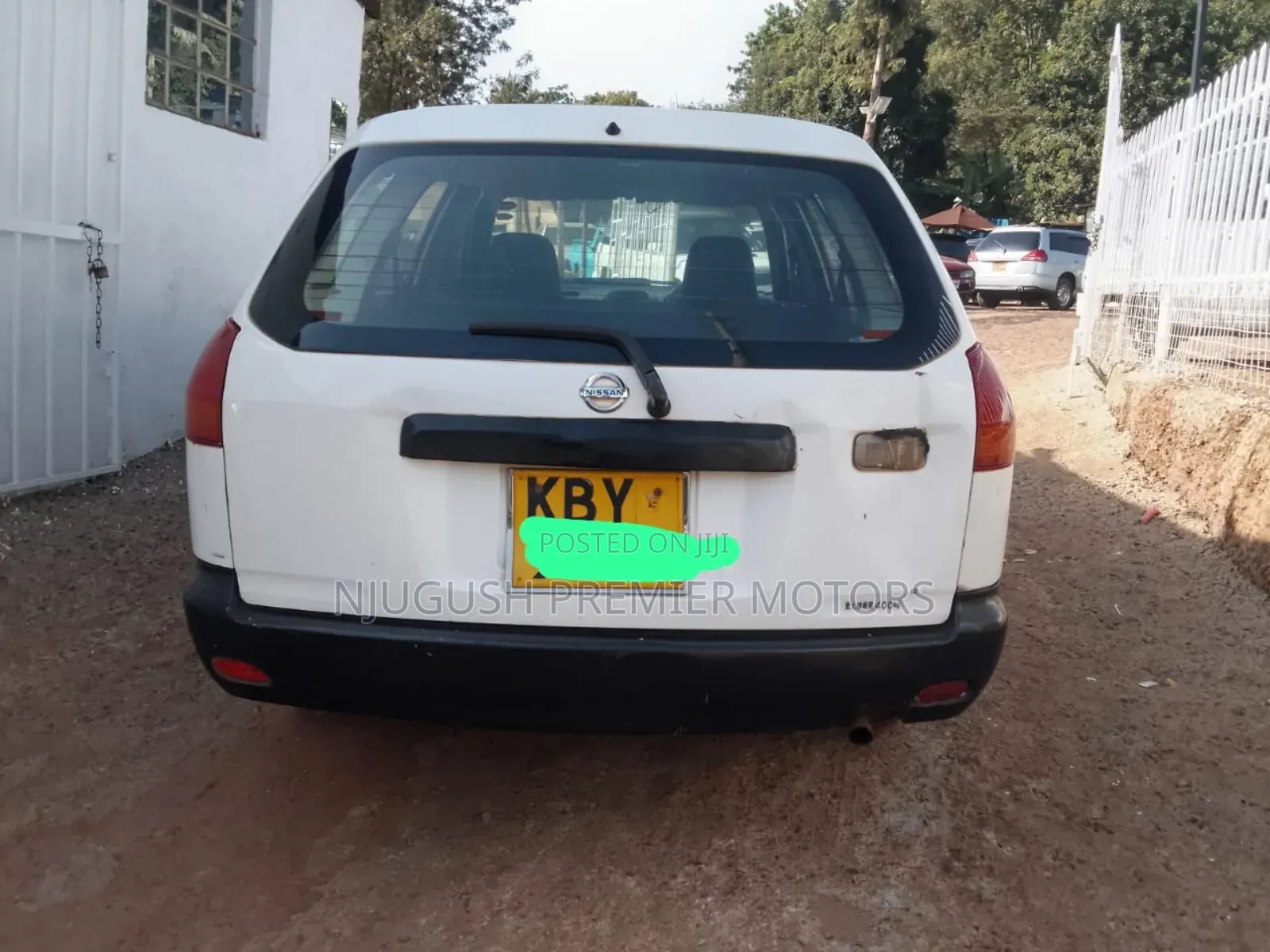 Nissan Advan 2006 White