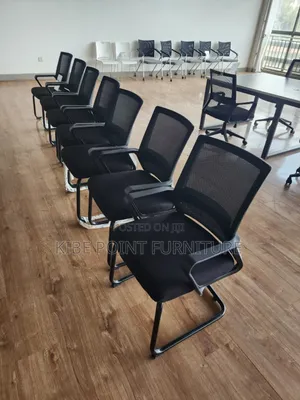Black Waiting Chair