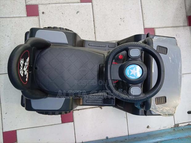 Rechargeable Electric Car - thumbnail 3