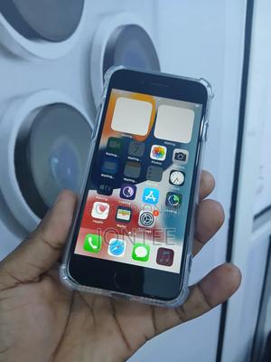 Apple iPhone 7 32 GB Black - main view