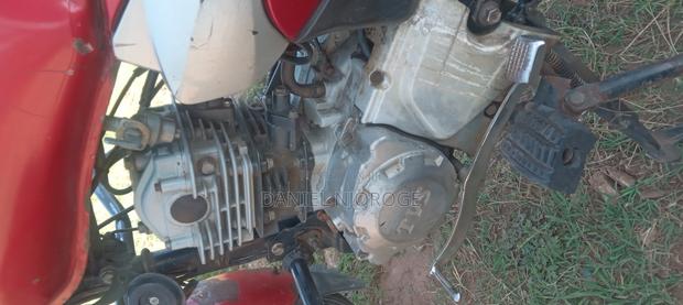 TVS HLX Plus ES 2021 Red - thumbnail 3