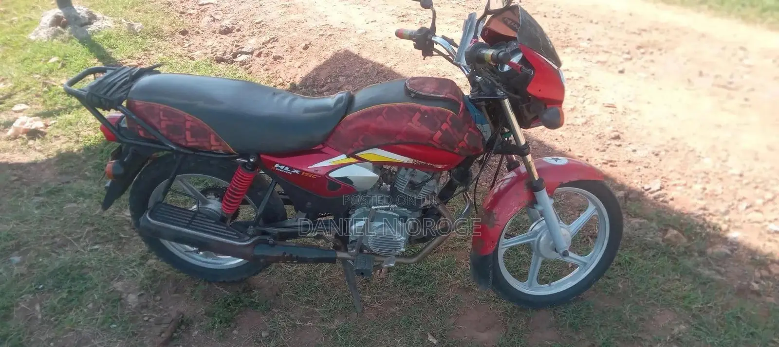 TVS HLX Plus ES 2021 Red