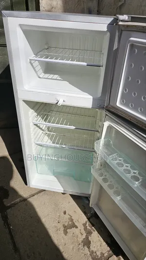 Premier 164l Fridge
