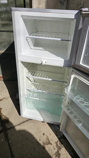 Premier 164l Fridge