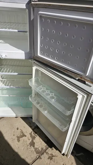 Premier 164l Fridge