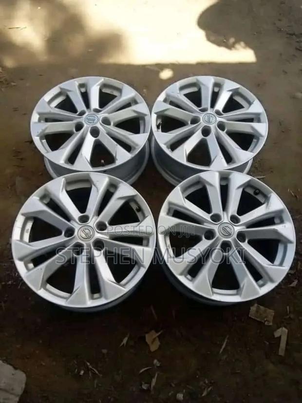 Nissan Extrail,Juke,Dualis 17inch Rims