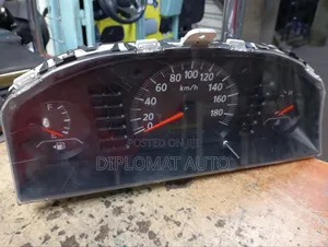 Nissan B15 Clock