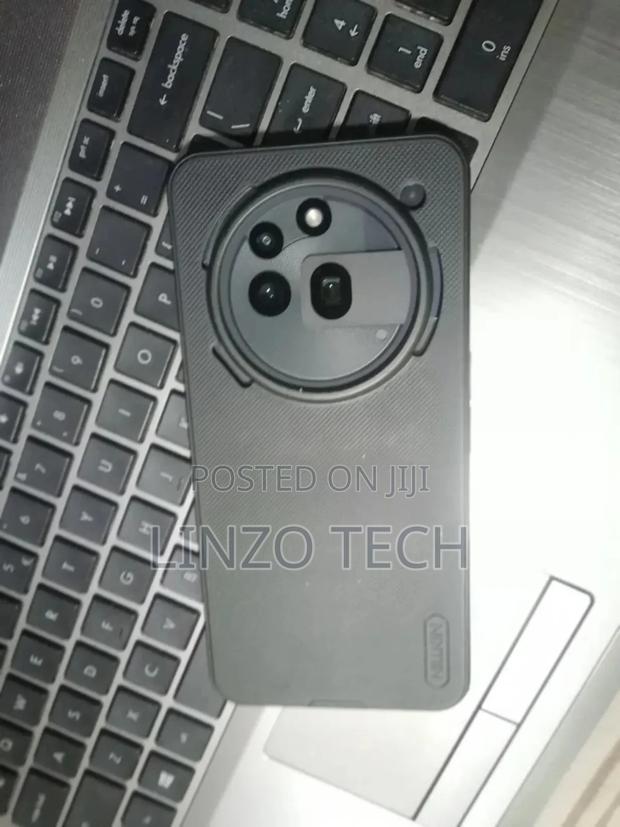 Nothing Phone 3a Pro 256 GB - main view