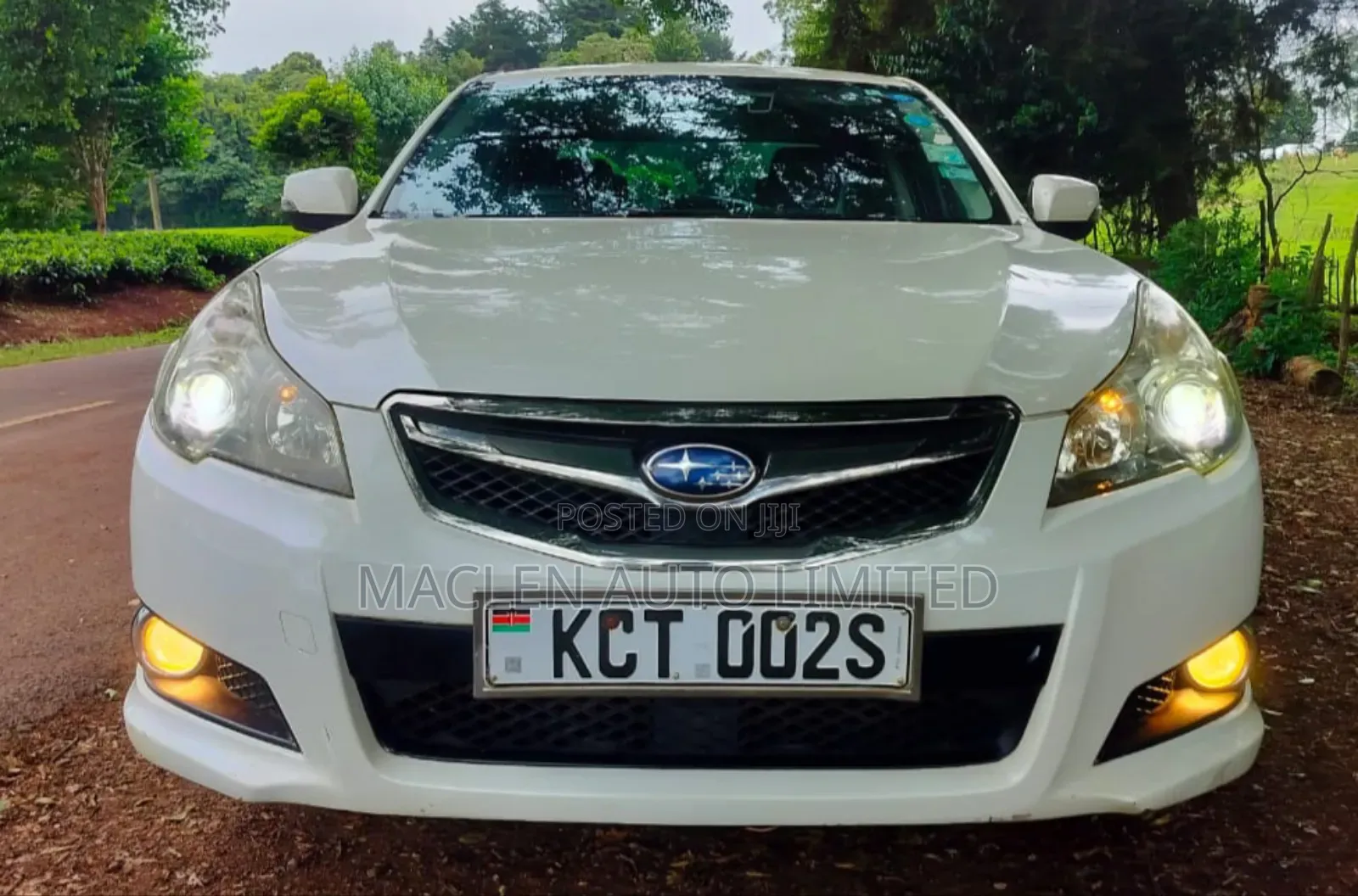Subaru Legacy 2012 White
