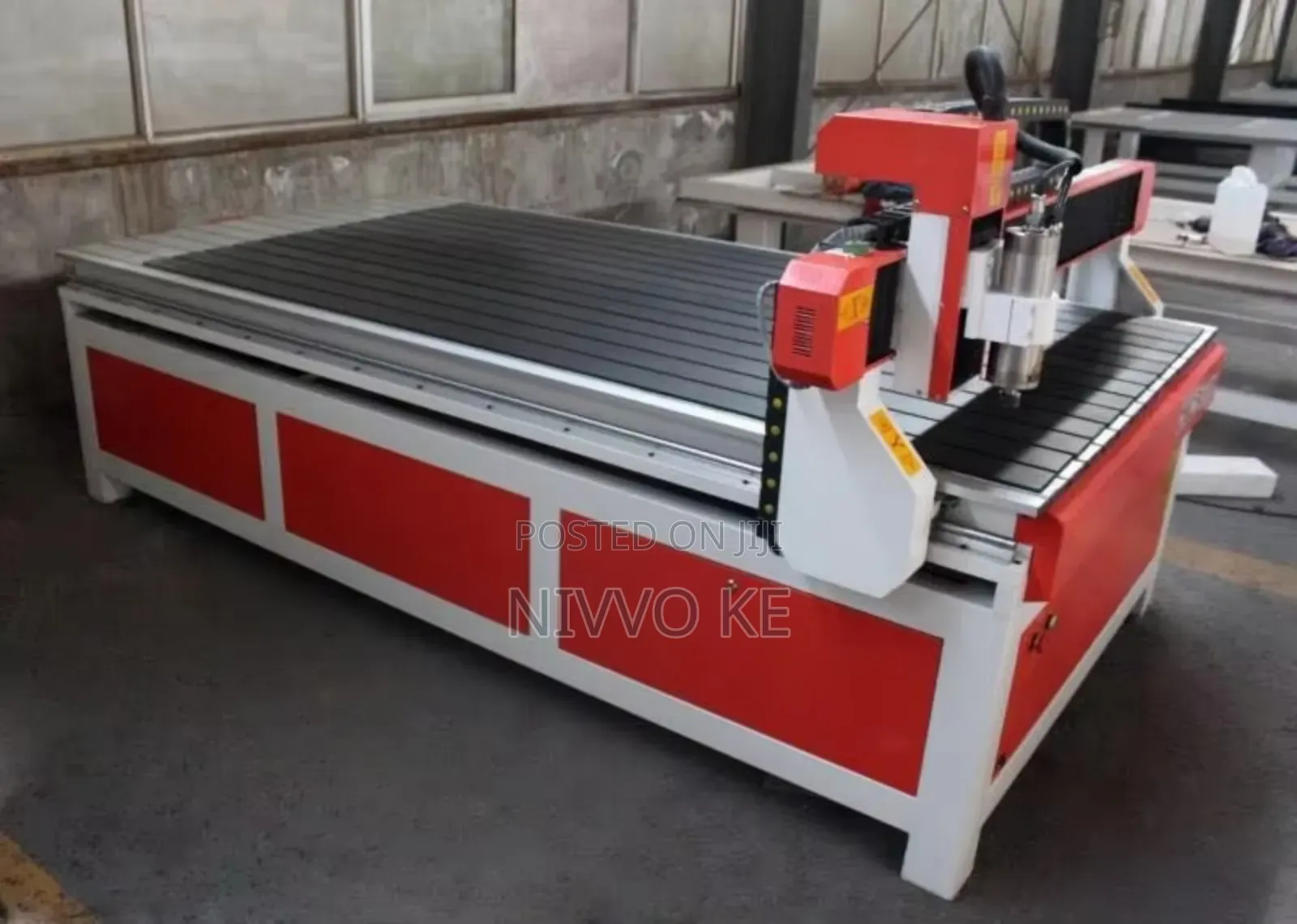 High Quality CNC Size 4ft × 8ft Engraving Machine
