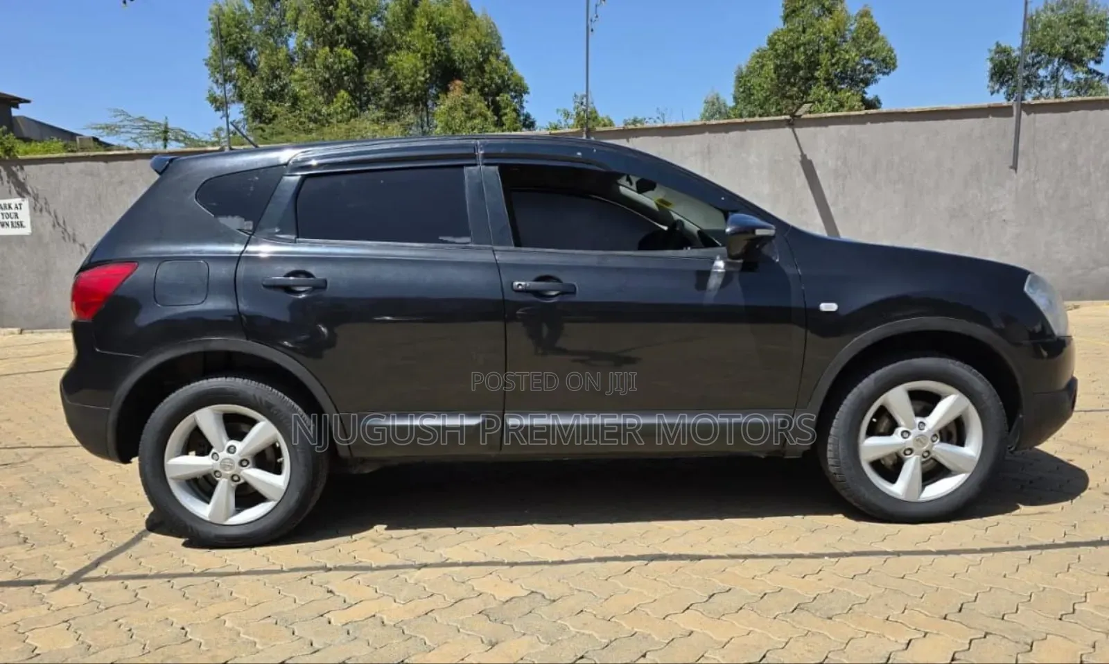 Nissan Dualis 2009 Black