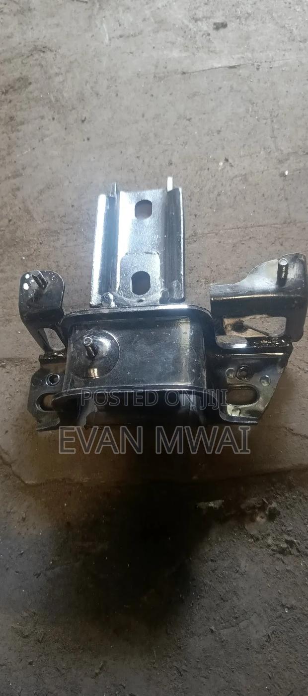 Mazda Demio Sly Queen Gearbox Mounting - main view