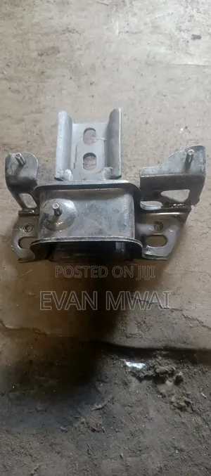 Mazda Demio Sly Queen Gearbox Mounting