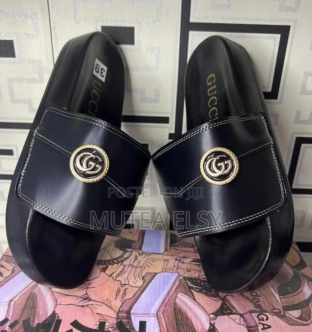 Black Gucci Slides - thumbnail 2