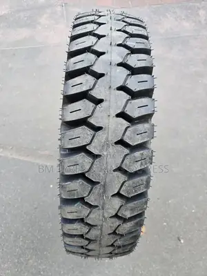 750 - 15 Vk Tyres (Diff) Load King.