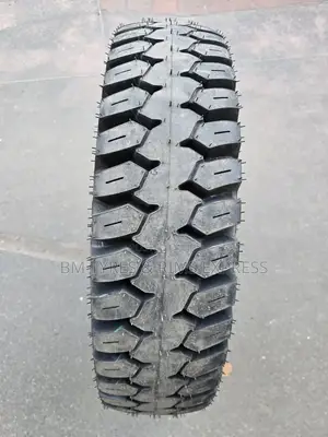 750 - 15 Vk Tyres (Diff) Load King.