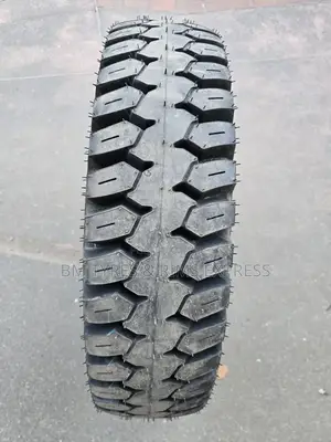 750 - 15 Vk Tyres (Diff) Load King.