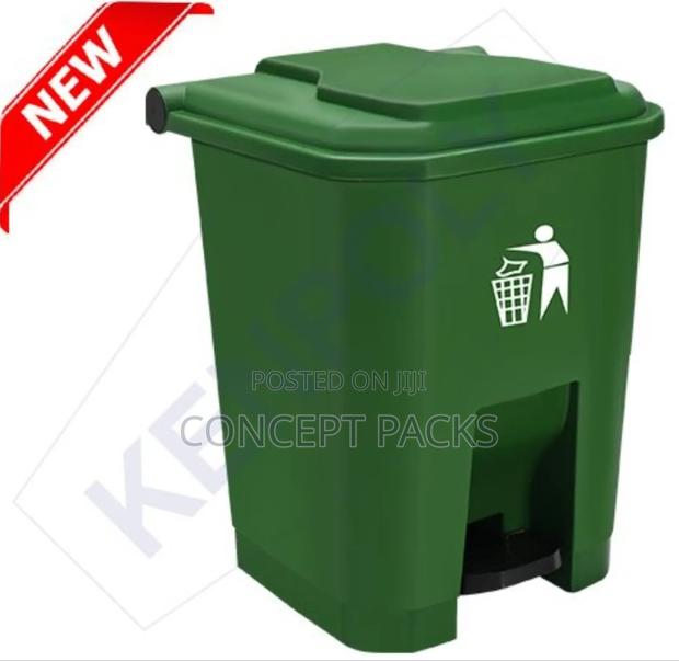 Kenpoly 50litres Pedal Bin.