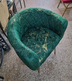 Exceptionally Comfortable Durable Chairs for Your Salon Clients.